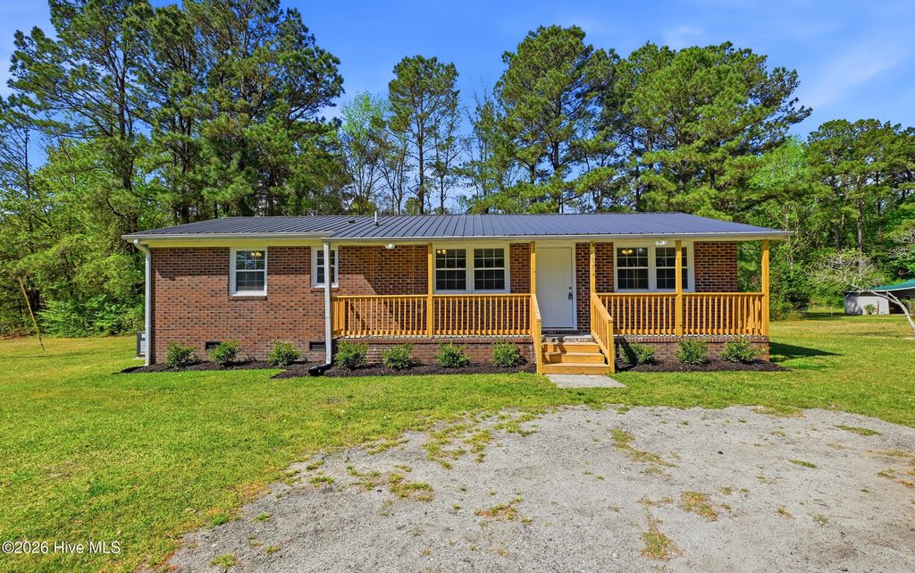 Photo of 387 Porter Road, Currie, NC 28435 (MLS # 100564904)