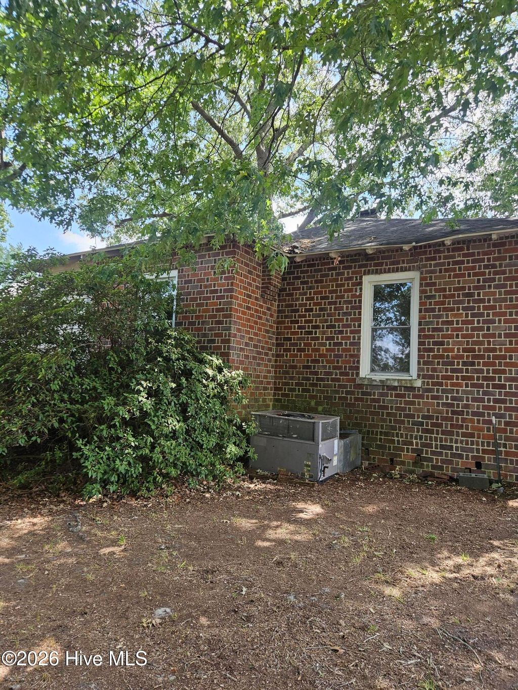 Photo of 4152 E Horne Avenue, Farmville, NC 27828 (MLS # 100584382)
