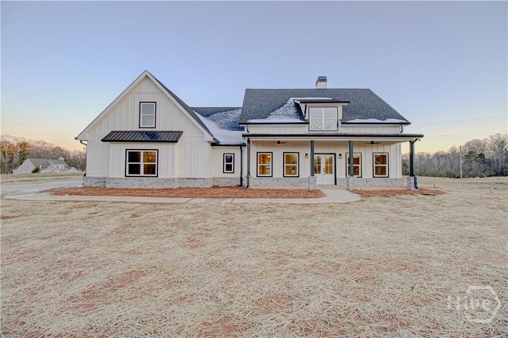 Photo of 207 Jordan Cofer Road, Statham, GA 30666 (MLS # CL348408)