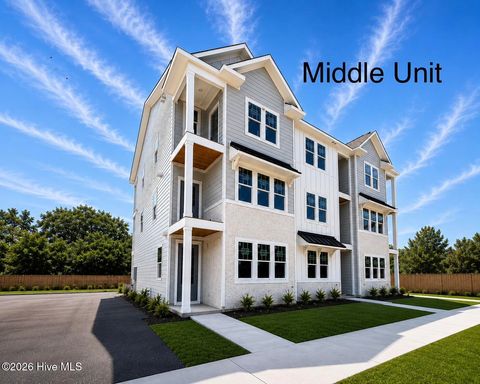 Townhouse For Sale - 510 Mcrae Street #102<br/> Wilmington, NC 28401