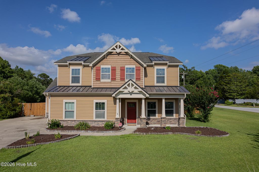 Photo of 100 Summer Rest Trail, Hubert, NC 28539 (MLS # 100585731)