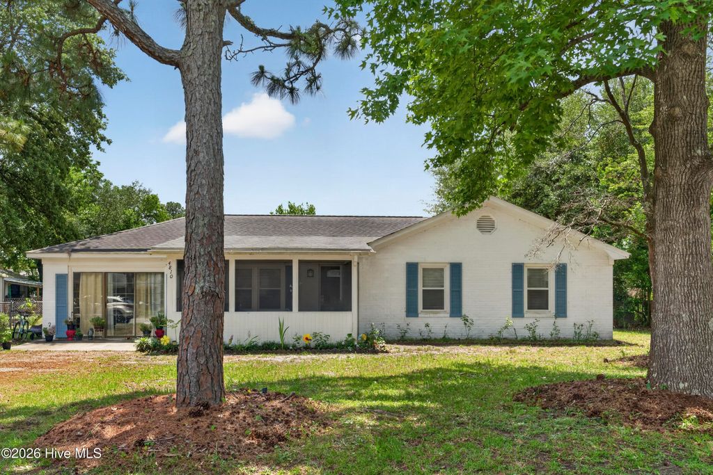 Photo of 4810 W Lord Byron Road, Wilmington, NC 28405 (MLS # 100577802)