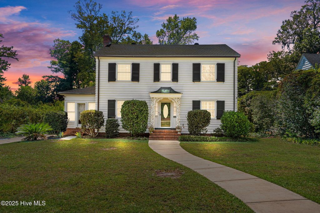 Photo of 418 Forest Hills Drive, Wilmington, NC 28403 (MLS # 100528962)