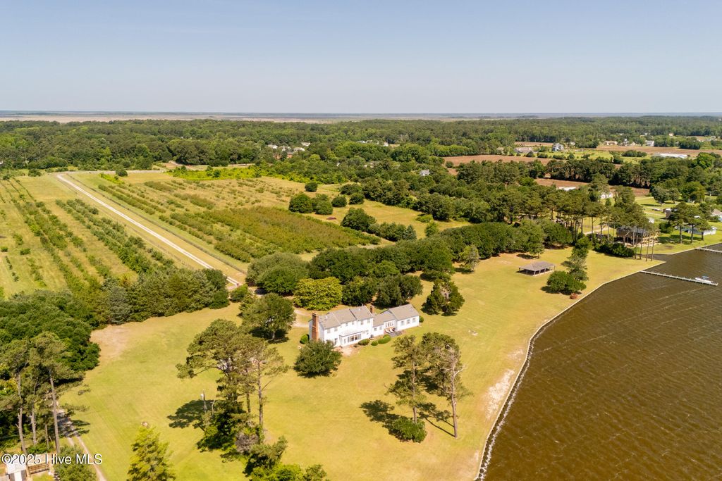 Photo of 213 Martin Farm Lane, Knotts Island, NC 27950 (MLS # 100511582)