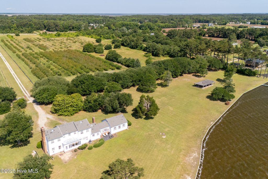 Photo of 213 Martin Farm Lane, Knotts Island, NC 27950 (MLS # 100511582)