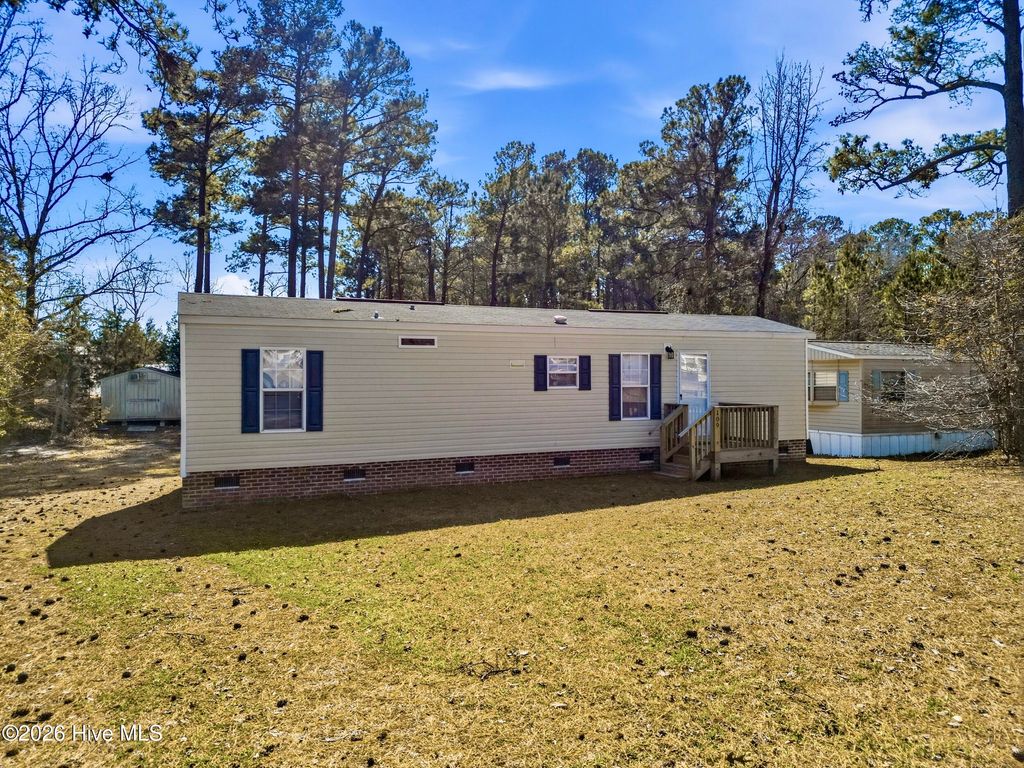 Photo of 109 Quail Point Drive, Hubert, NC 28539 (MLS # 100556837)