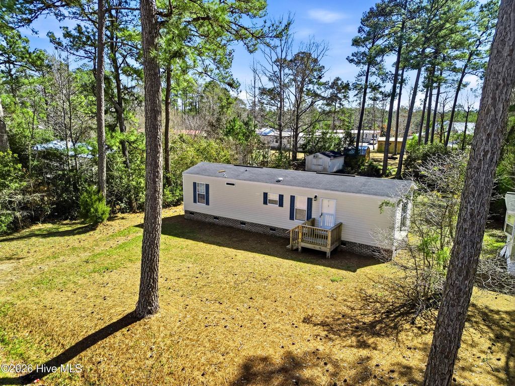 Photo of 109 Quail Point Drive, Hubert, NC 28539 (MLS # 100556837)