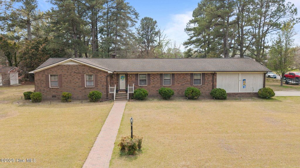 Photo of 310 W 17th Street, Scotland Neck, NC 27874 (MLS # 100563071)