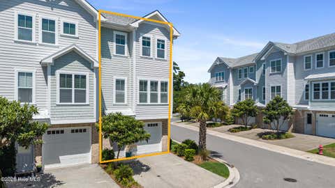 Tiny photo for 3927 Malabar Run RUN, Wilmington, NC 28409 (MLS # 100594663)