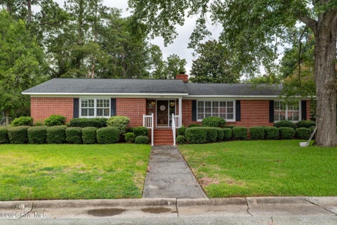Homes For Sale - 503 Forest Drive<br/> Waynesboro, GA 30830