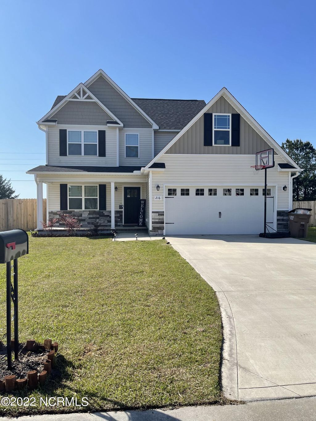 Photo of 216 Holly Grove Court E, Jacksonville, NC 28540 (MLS # 100573189)