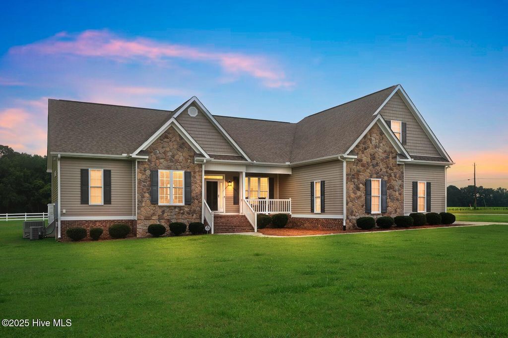 Photo of 8637 Forest Cove Road, Elm City, NC 27822 (MLS # 100518887)