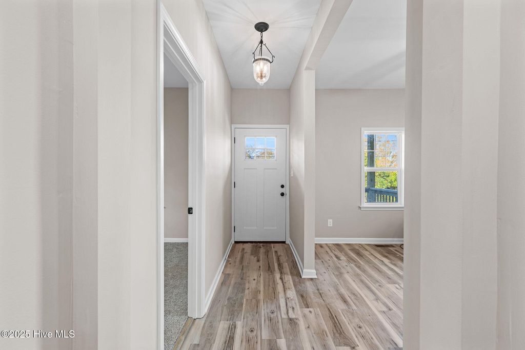 Photo of 1108 Whistler Avenue, Wilmington, NC 28401 (MLS # 100542513)