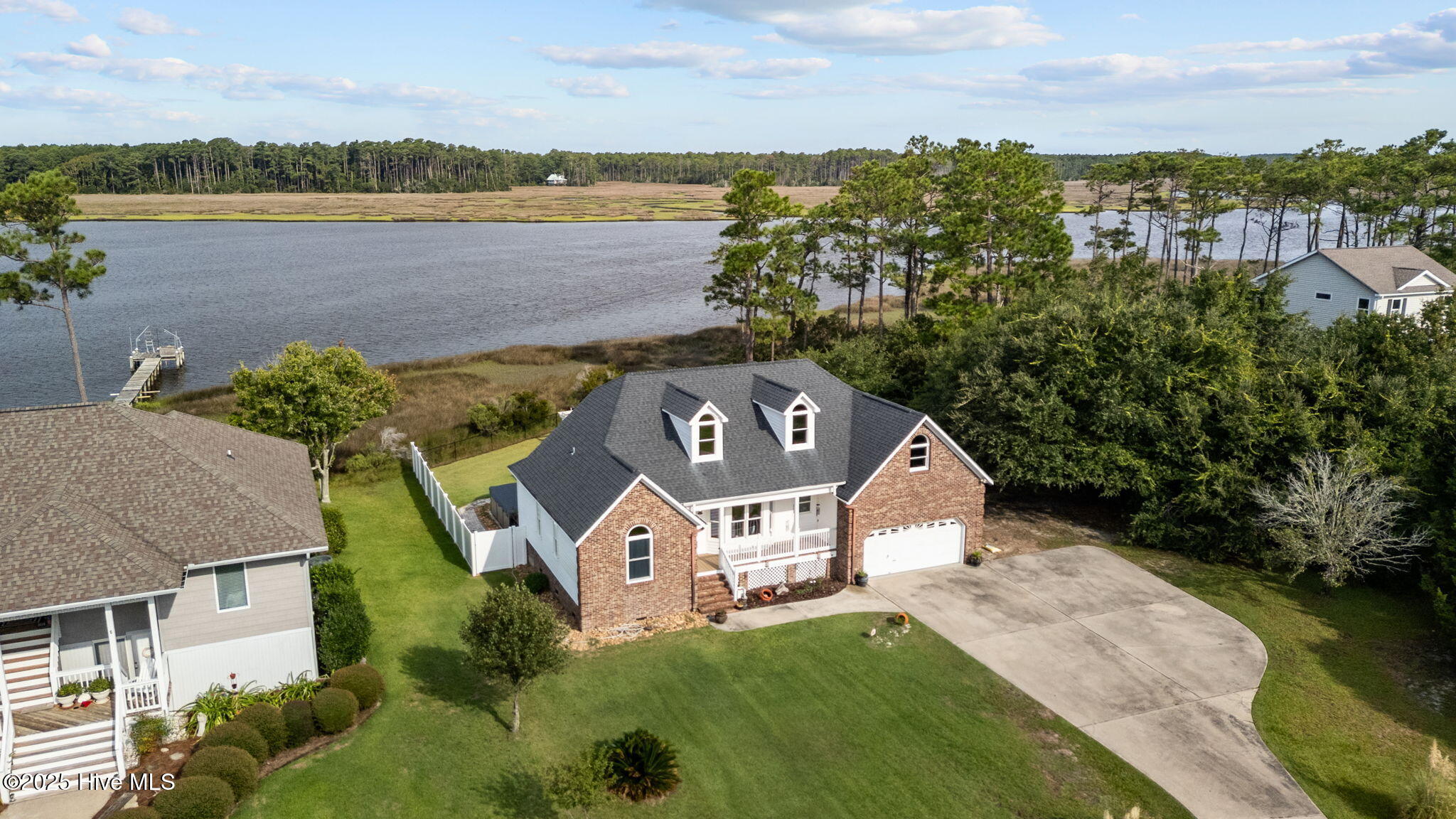 413 Pelican Harbor Road