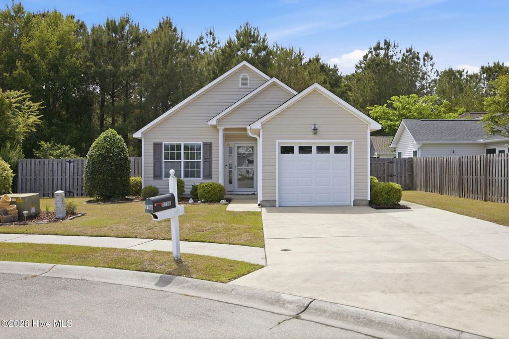 Photo of 1708 Grant Circle, Leland, NC 28451 (MLS # 100570861)