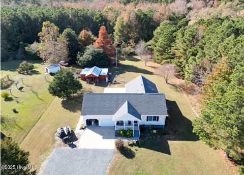 Homes For Sale - 240 Woodleigh Road<br/> Knotts Island, NC 27950