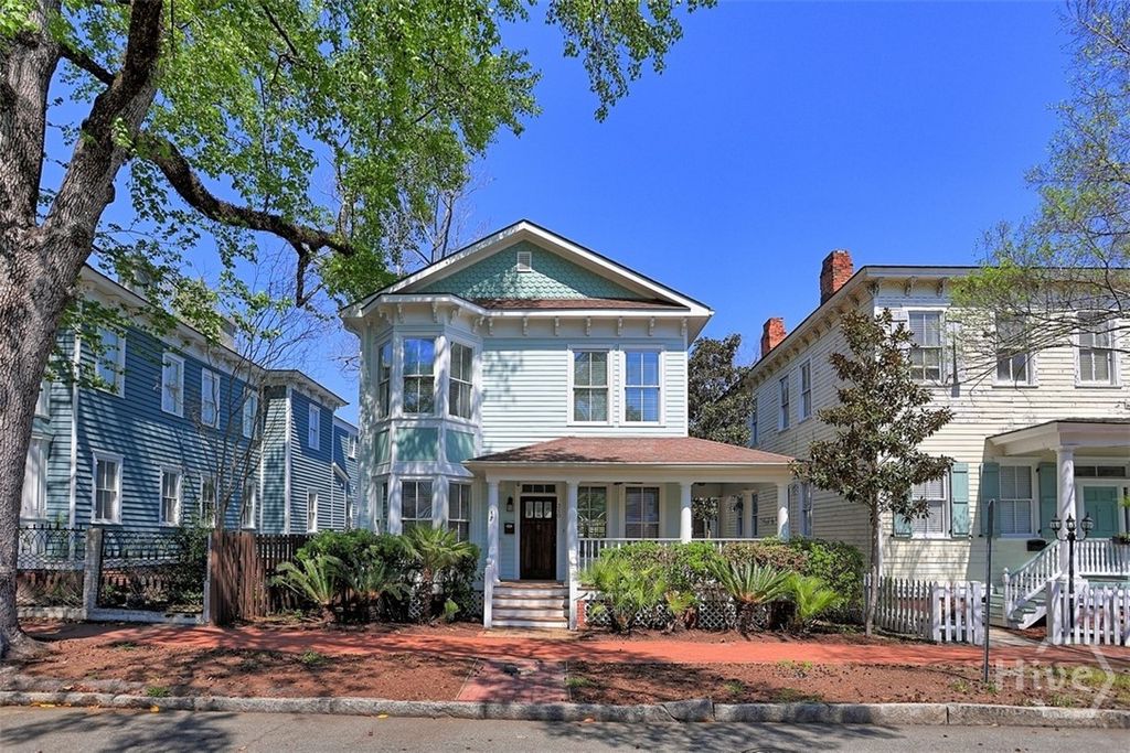 Photo of 310 E Park Avenue, Savannah, GA 31401 (MLS # SA351896)