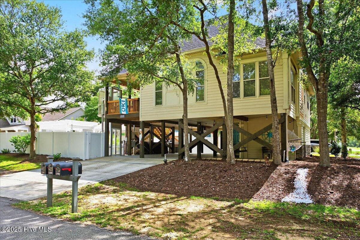 1808 W Oak Island Drive