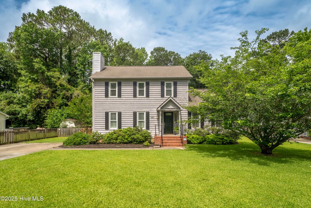 Photo of 807 Cheryl Lane, Wilmington, NC 28405 (MLS # 100510654)