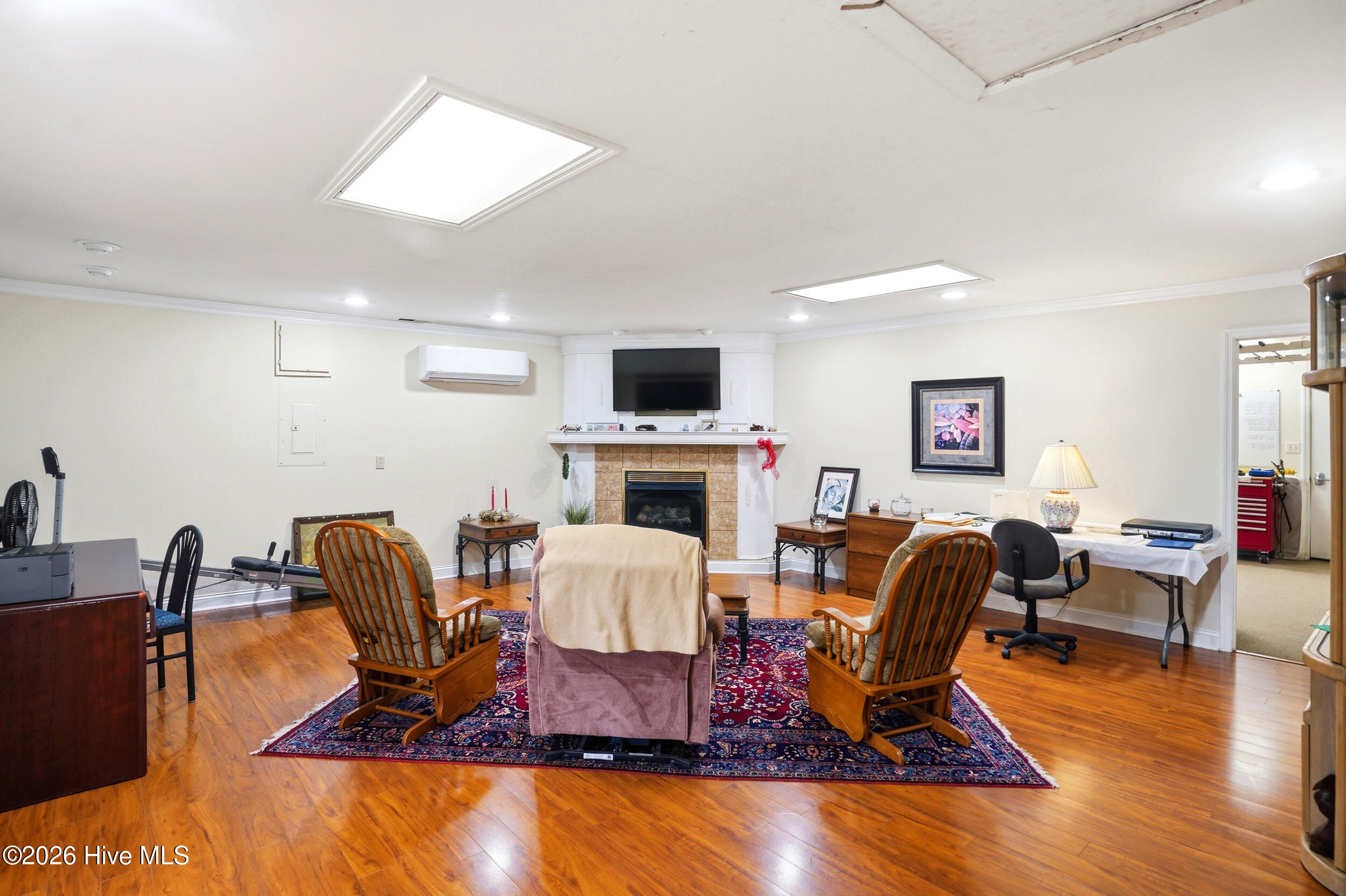 2051/2061 Dawson Cabin Road