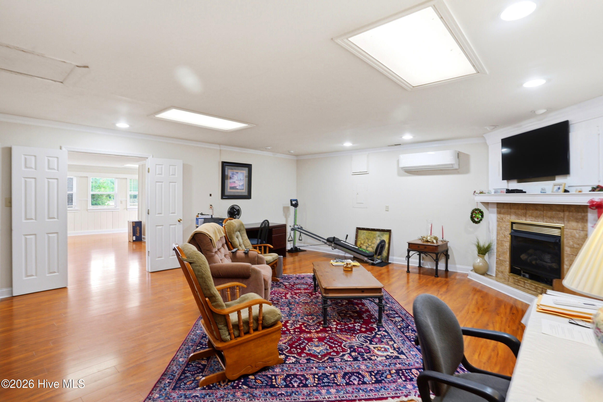 2051/2061 Dawson Cabin Road
