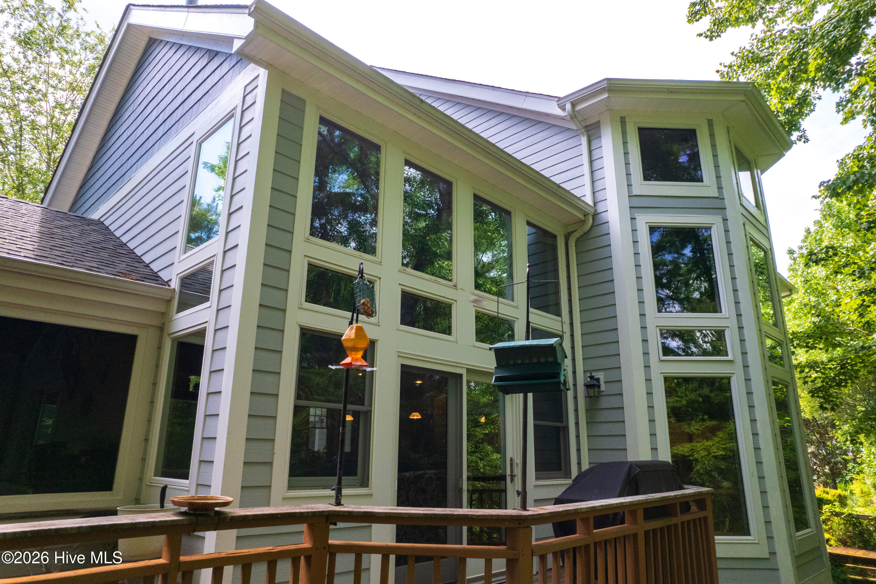 207 Megan Loop N