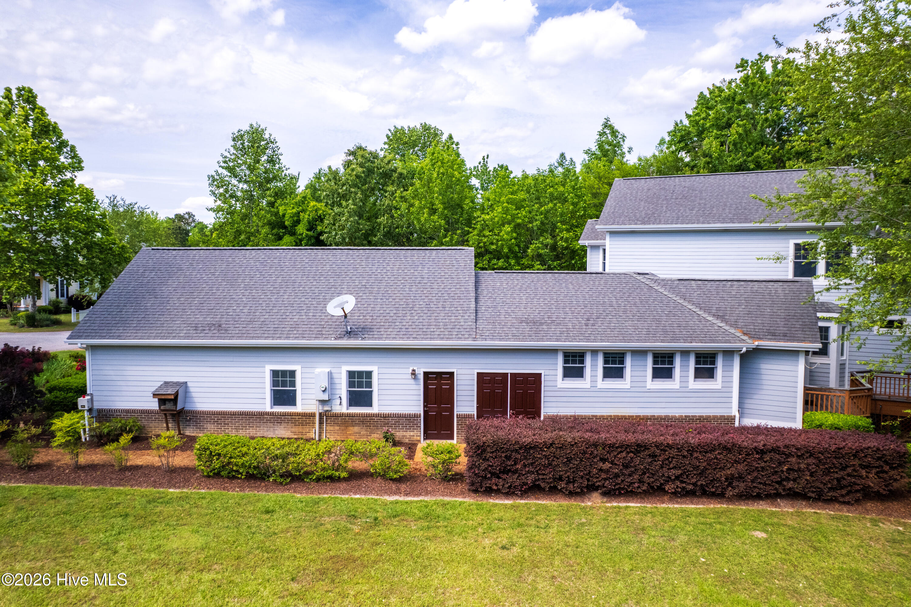 207 Megan Loop N