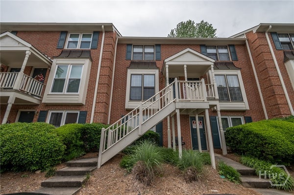 200 E CLOVERHURST AVE APT 18, ATHENS, GA 30605 - Image 758313ce86150c8a6b2c857111c8b84e/4188125193