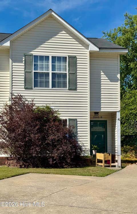 Townhouse For Sale - 2502 Bluff View Court #B<br/> Greenville, NC 27834