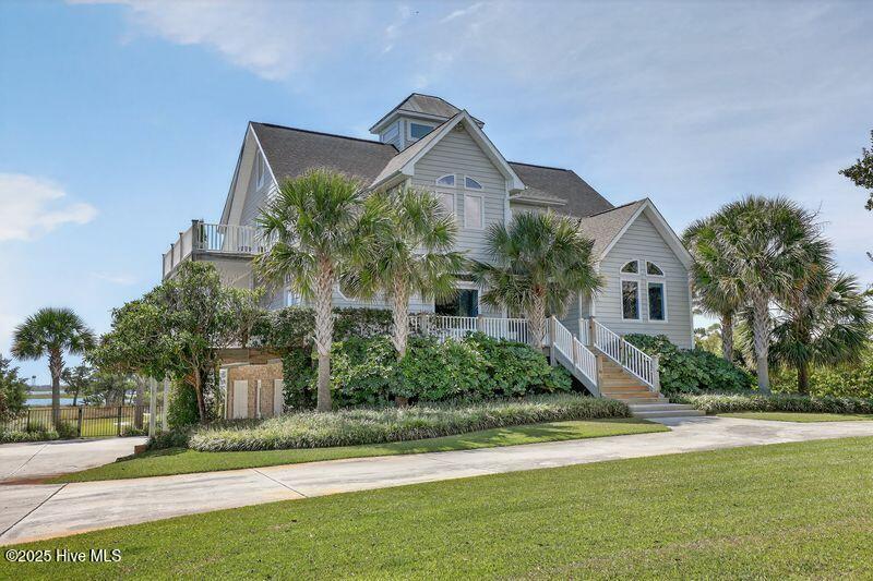 506 E Windward Landing Place