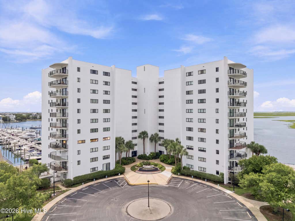 Photo of 322 Causeway Drive #Ste 401, Wrightsville Beach, NC 28480 (MLS # 100594483)