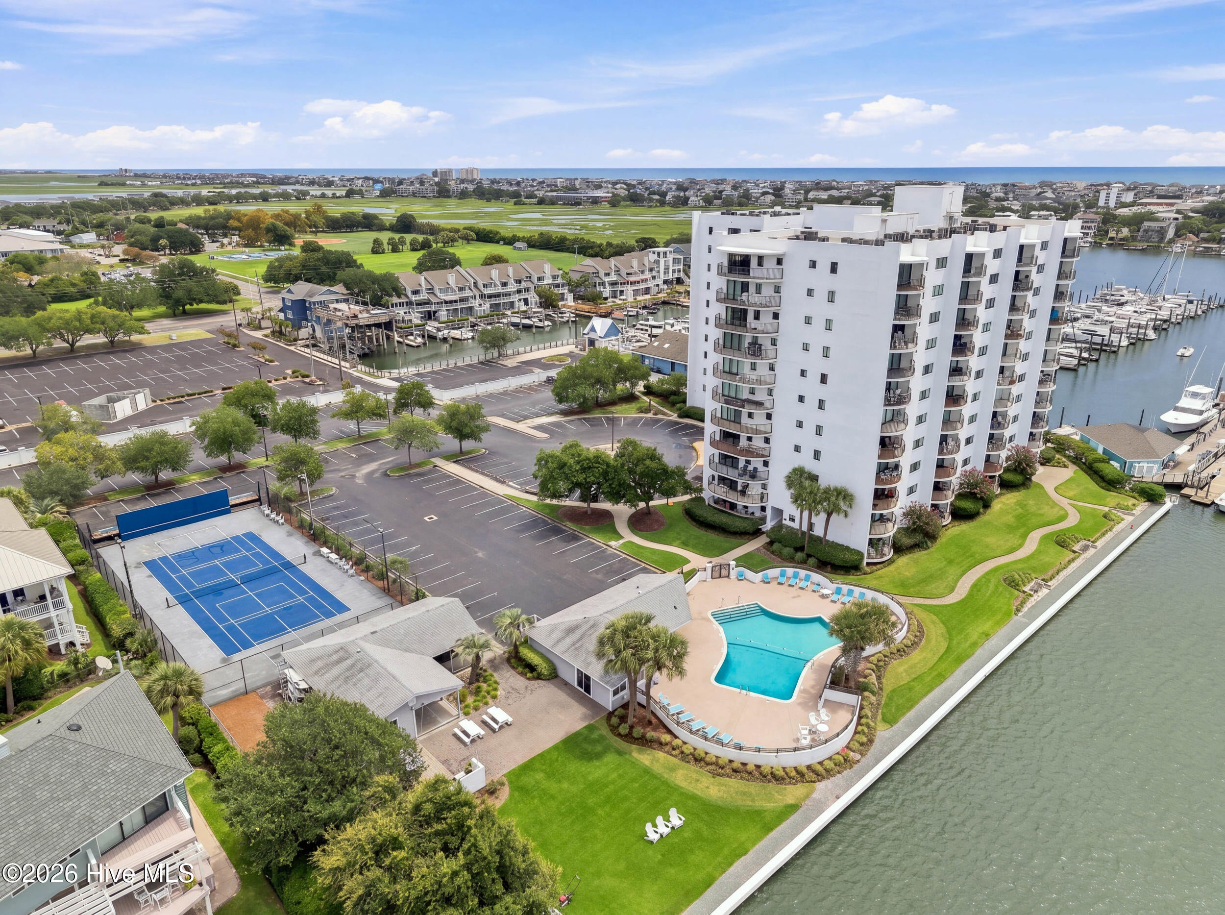322 Causeway Drive Ste 401