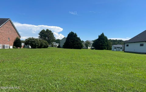 Vacant Land For Sale - 120 Pelican Pointe Drive<br/> Pasquotank County, Elizabeth City, NC 27909