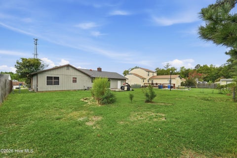 Tiny photo for 304 Branchwood Court, Jacksonville, NC 28546 (MLS # 100605937)