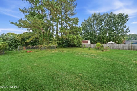 Tiny photo for 304 Branchwood Court, Jacksonville, NC 28546 (MLS # 100605937)
