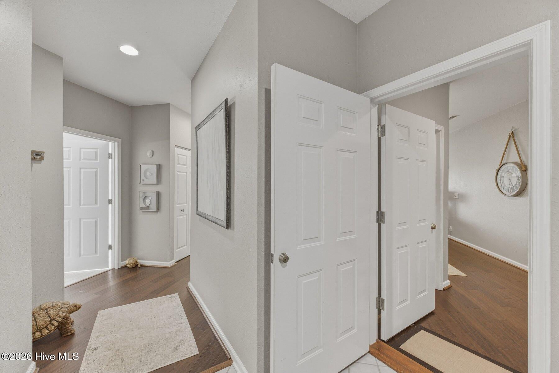 219 Kings Trail 1303