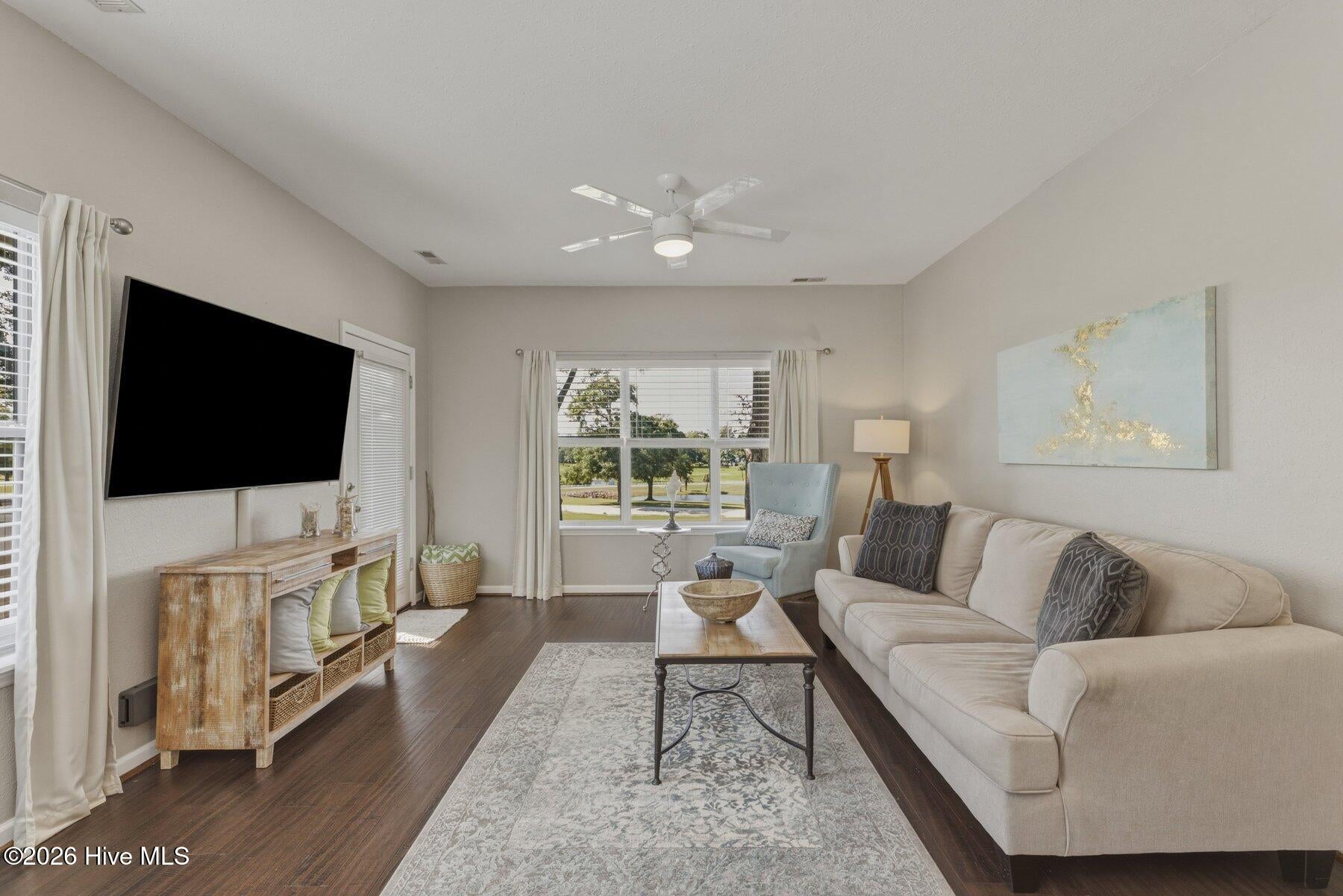 219 Kings Trail 1303