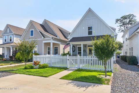Tiny photo for 1018 N Caswell Avenue, Southport, NC 28461 (MLS # 100596553)