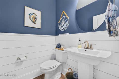 Tiny photo for 1018 N Caswell Avenue, Southport, NC 28461 (MLS # 100596553)