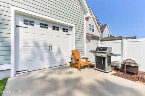 Tiny photo for 1018 N Caswell Avenue, Southport, NC 28461 (MLS # 100596553)
