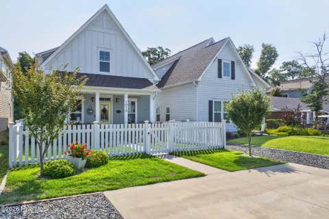 Tiny photo for 1018 N Caswell Avenue, Southport, NC 28461 (MLS # 100596553)