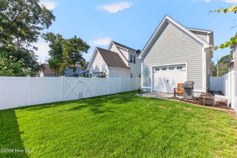 Tiny photo for 1018 N Caswell Avenue, Southport, NC 28461 (MLS # 100596553)