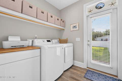 Tiny photo for 1018 N Caswell Avenue, Southport, NC 28461 (MLS # 100596553)