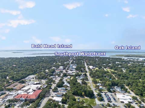 Tiny photo for 1018 N Caswell Avenue, Southport, NC 28461 (MLS # 100596553)