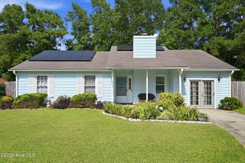Homes For Sale - 205 Meadow Lane<br/> Jacksonville, NC 28546