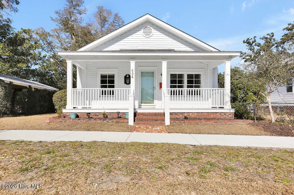 Photo of 424 W West Street, Southport, NC 28461 (MLS # 100553001)