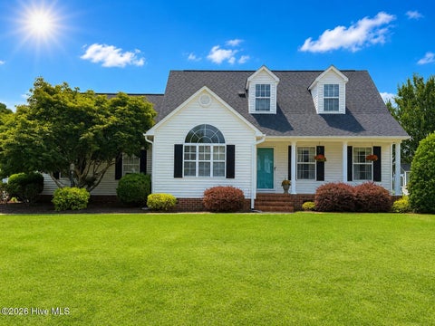 Homes For Sale - 3255 Doug Drive<br/> Kinston, NC 28504