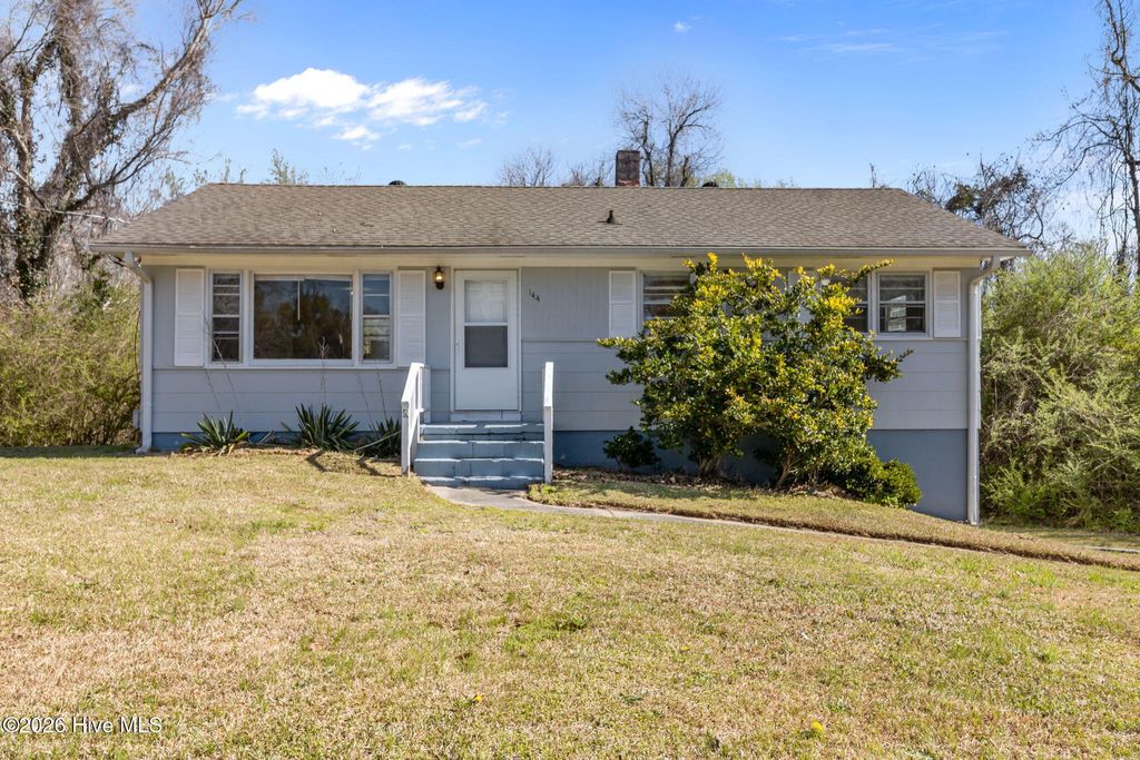 Photo of 144 Jupiter Trail, Jacksonville, NC 28546 (MLS # 100561525)