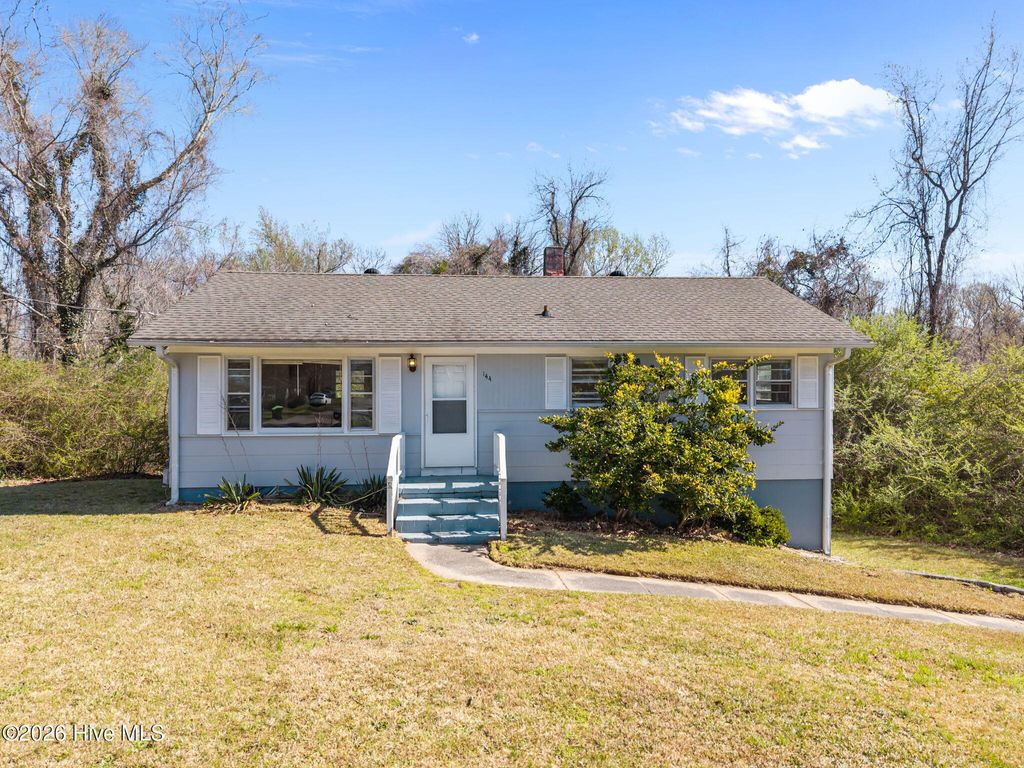 Photo of 144 Jupiter Trail, Jacksonville, NC 28546 (MLS # 100561525)