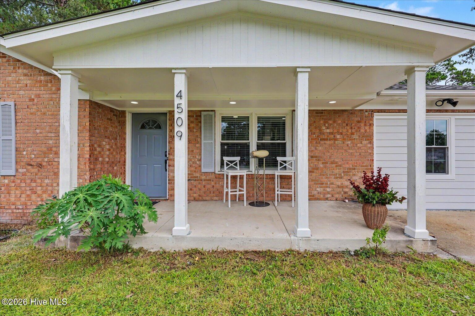4509 Kings Drive